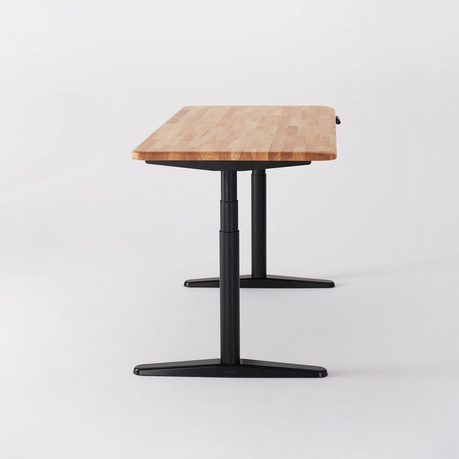 COFO 良木升降桌 黑腳木桌 側邊