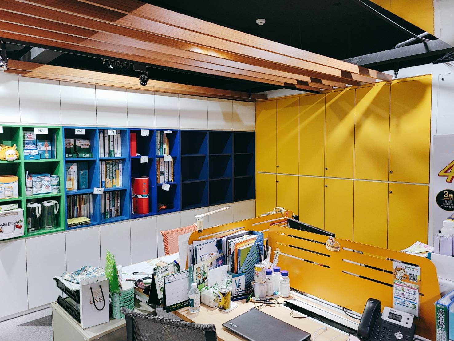 歡迎洽詢 辦公室系統櫃設計 | 衣櫃 | 矮櫃 | 書櫃 | 高櫃 | 展示櫃 | 收納櫃 | 櫥櫃 G:圖片 2