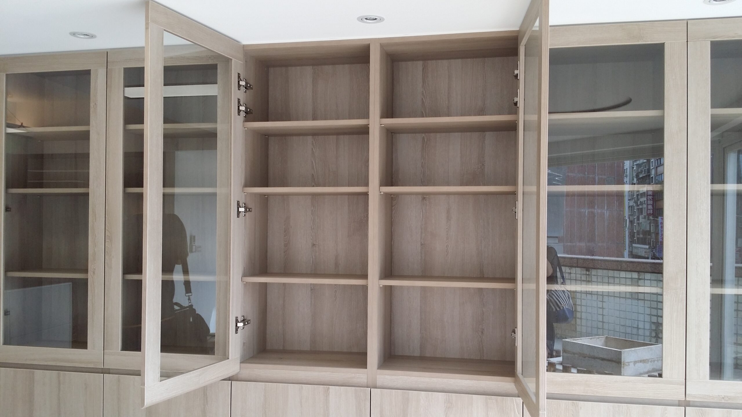 歡迎洽詢 辦公室系統櫃設計 | 衣櫃 | 矮櫃 | 書櫃 | 高櫃 | 展示櫃 | 收納櫃 | 櫥櫃 E:圖片 2